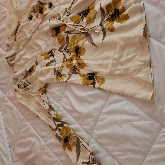 Aritzia Wrap Dress / Kimono / Cardigan - Picture 2 of 4